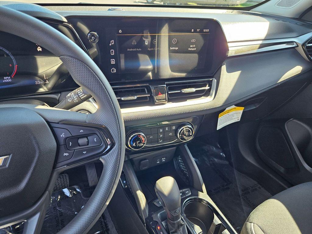 new 2026 Chevrolet TrailBlazer car, priced at $28,065