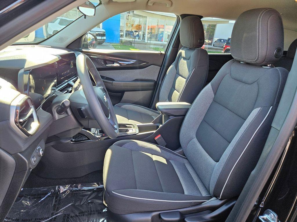 new 2026 Chevrolet TrailBlazer car, priced at $28,065