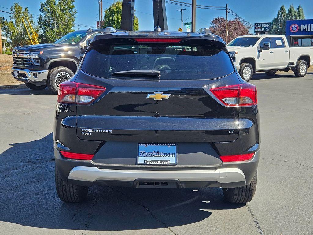 new 2026 Chevrolet TrailBlazer car, priced at $28,065