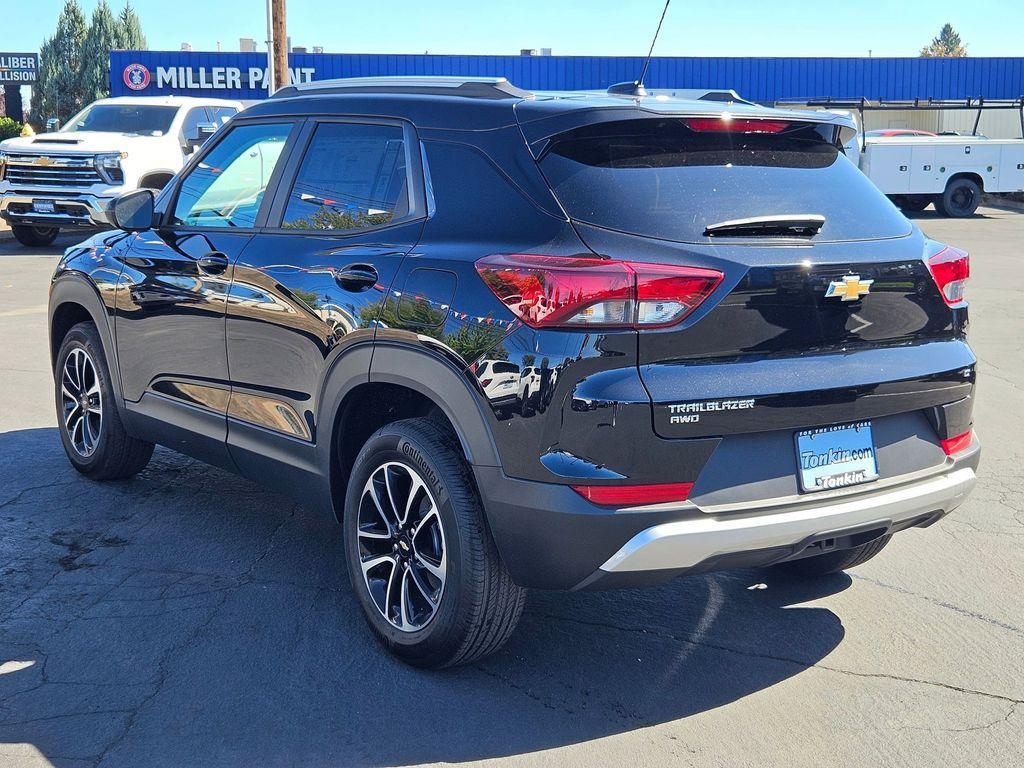 new 2026 Chevrolet TrailBlazer car, priced at $28,065