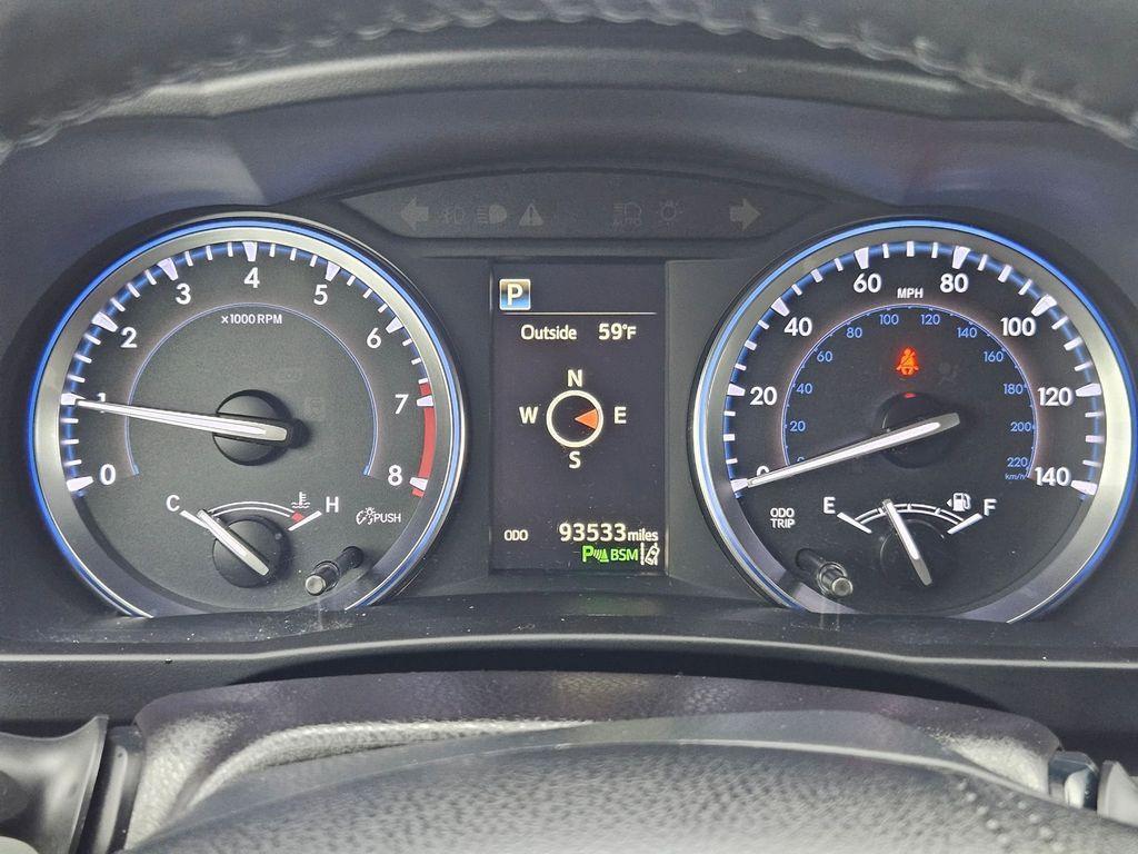 used 2019 Toyota Highlander car, priced at $29,967
