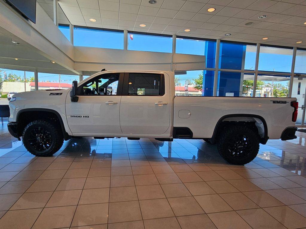 new 2025 Chevrolet Silverado 3500 car, priced at $76,504