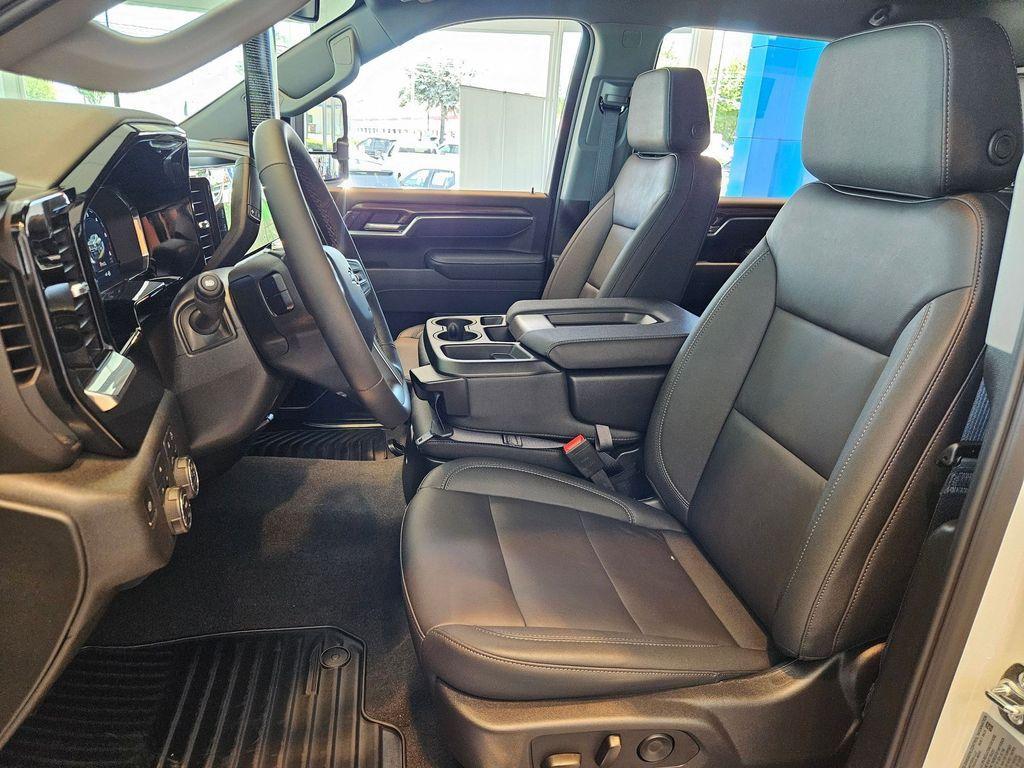 new 2025 Chevrolet Silverado 3500 car, priced at $76,504