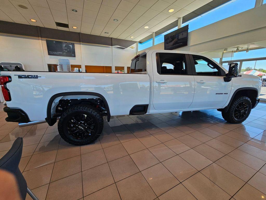 new 2025 Chevrolet Silverado 3500 car, priced at $76,504