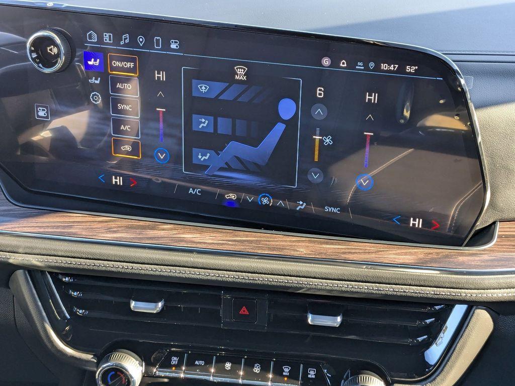 new 2025 Chevrolet Suburban car, priced at $69,699