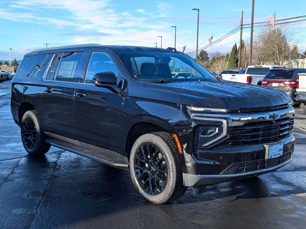 new 2025 Chevrolet Suburban car, priced at $72,085