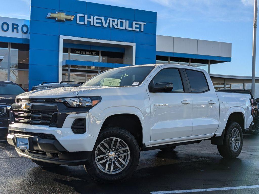 new 2024 Chevrolet Colorado car, priced at $38,705