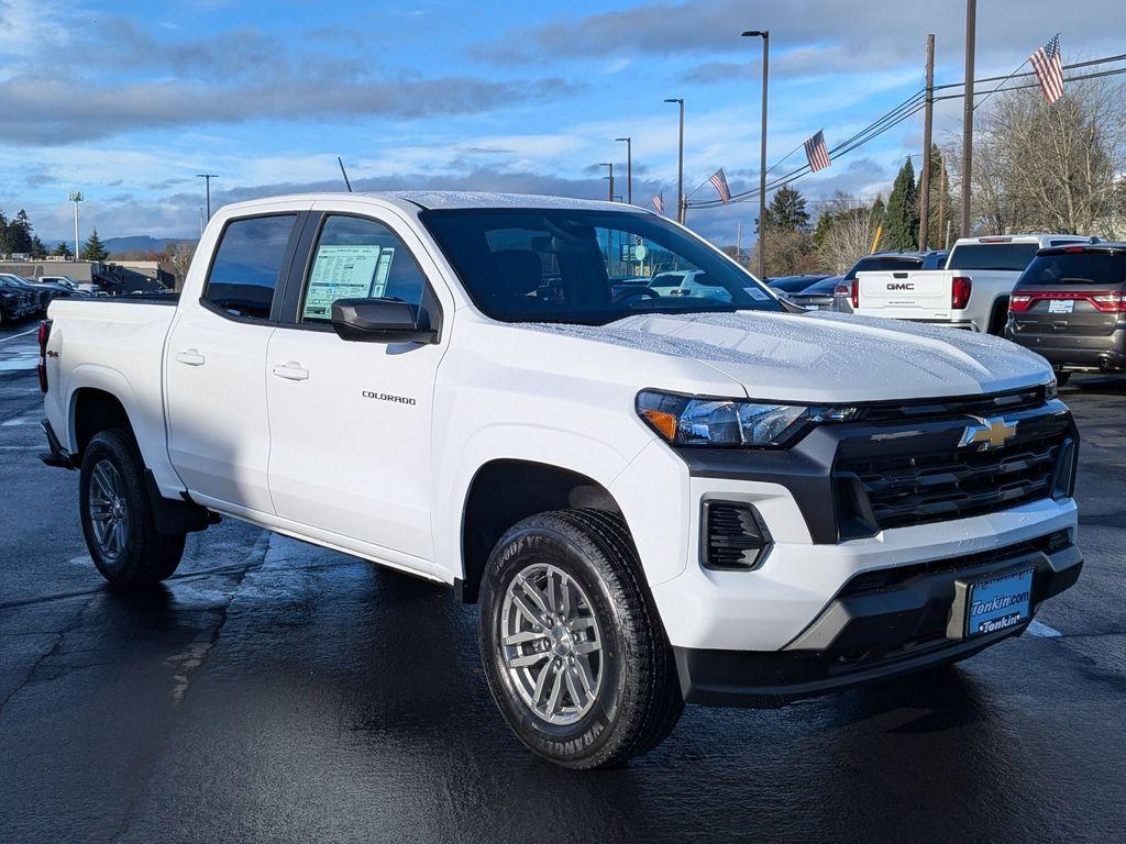 new 2024 Chevrolet Colorado car, priced at $38,705