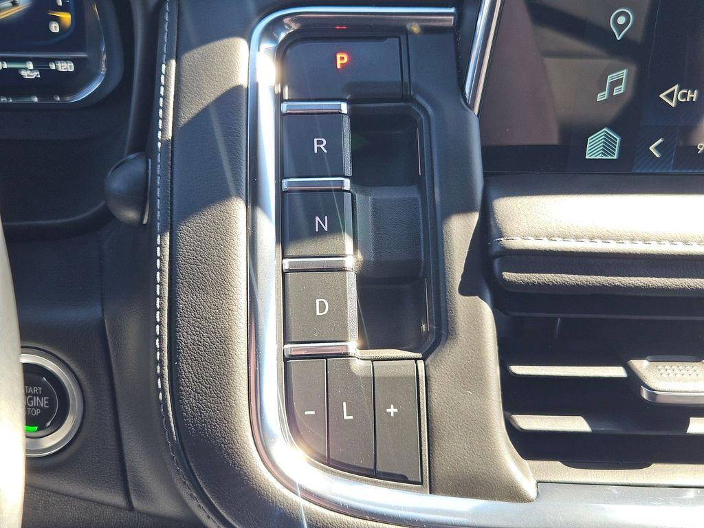 used 2022 Chevrolet Suburban car, priced at $56,160
