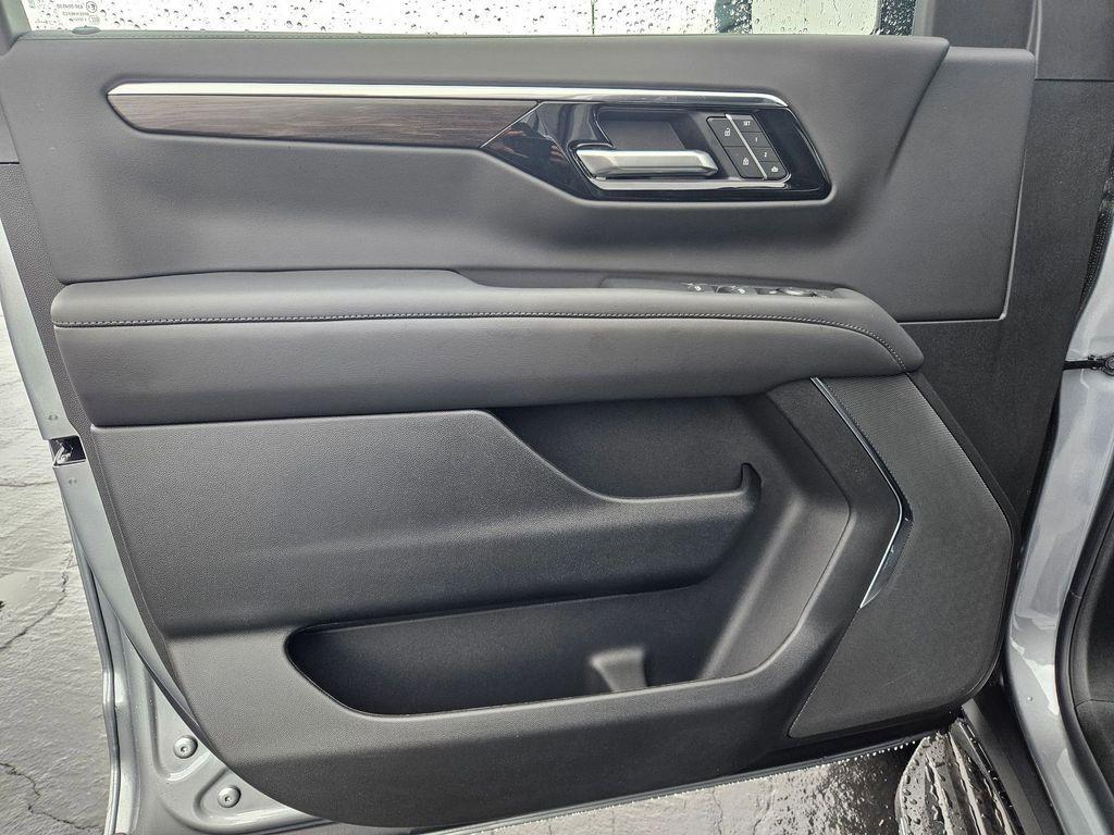 new 2026 Chevrolet Tahoe car, priced at $70,290