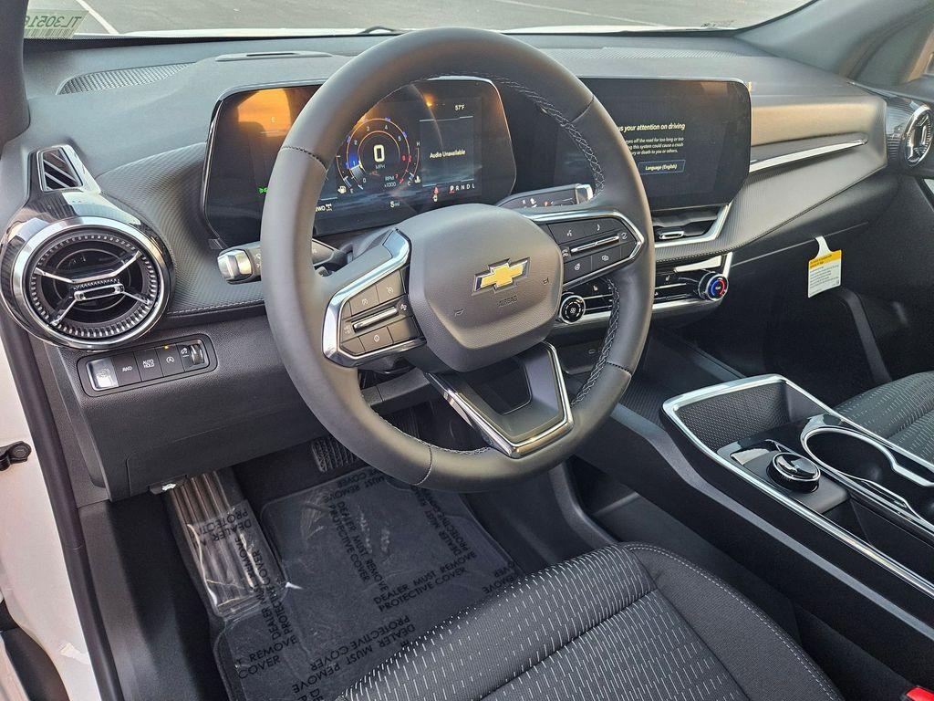 new 2026 Chevrolet Equinox car, priced at $32,044