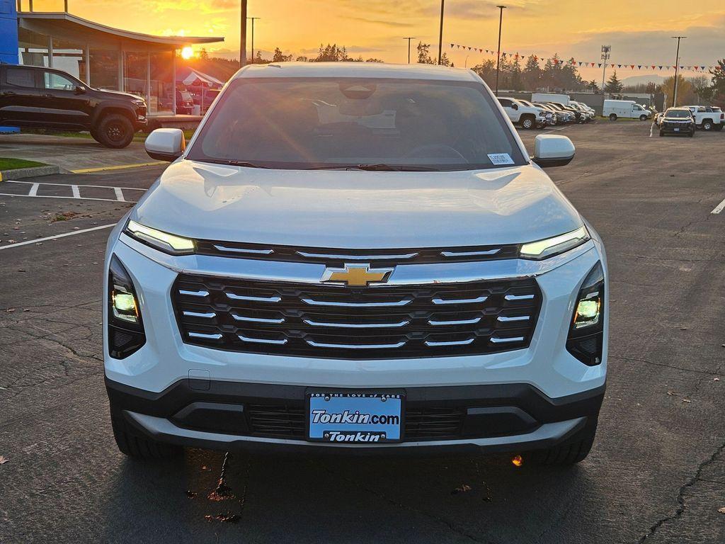 new 2026 Chevrolet Equinox car, priced at $32,044