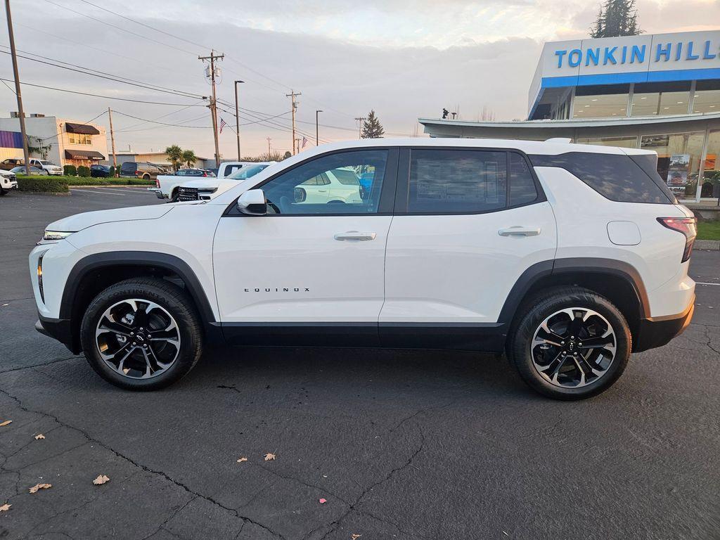 new 2026 Chevrolet Equinox car, priced at $32,044