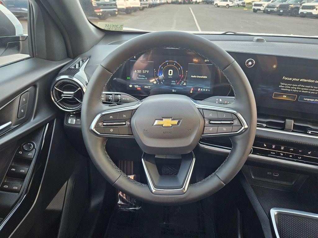 new 2026 Chevrolet Equinox car, priced at $32,044