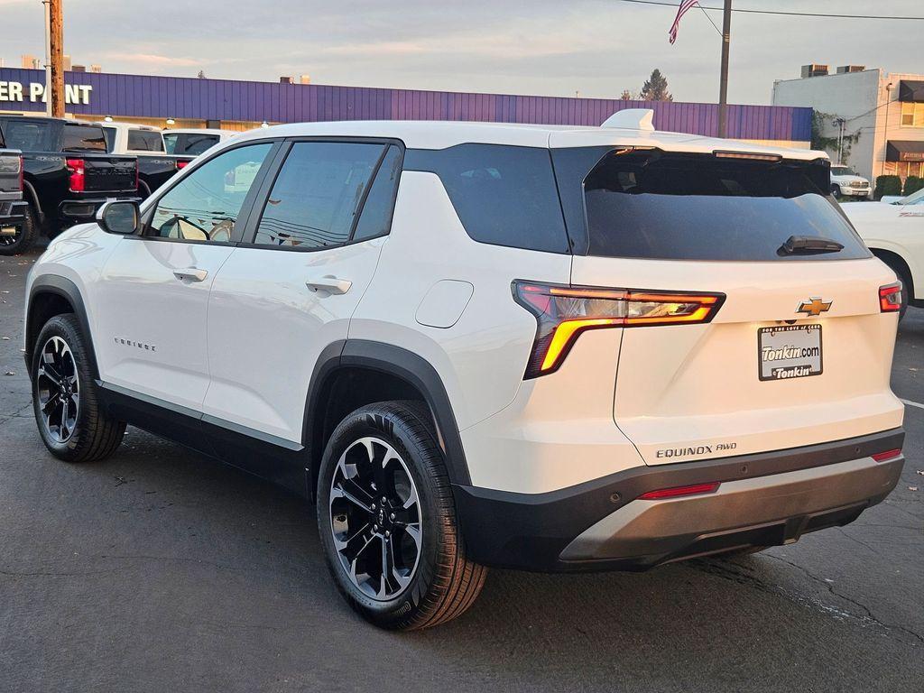 new 2026 Chevrolet Equinox car, priced at $32,044