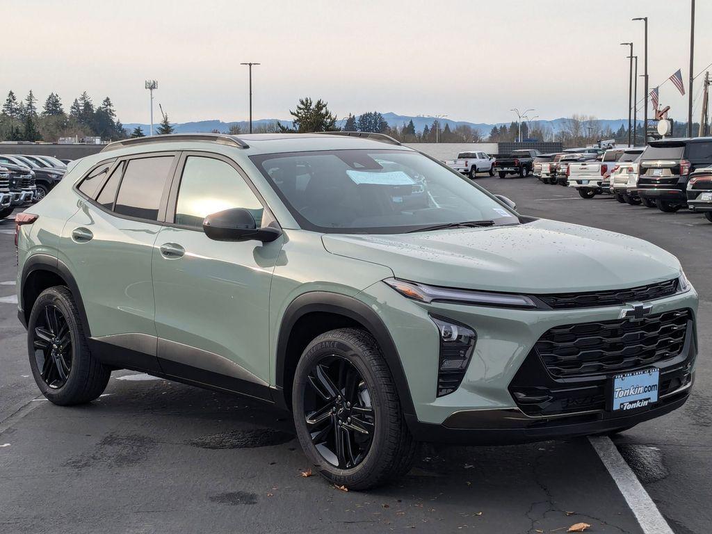 new 2025 Chevrolet Trax car, priced at $26,185