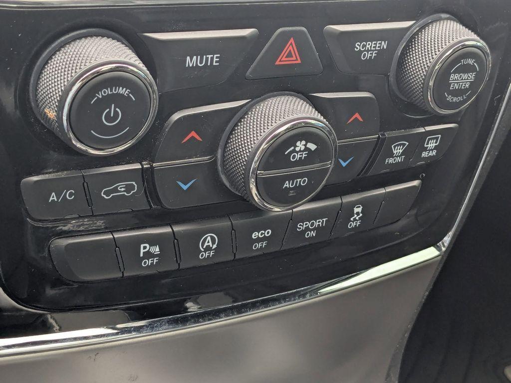used 2019 Jeep Grand Cherokee car, priced at $21,783