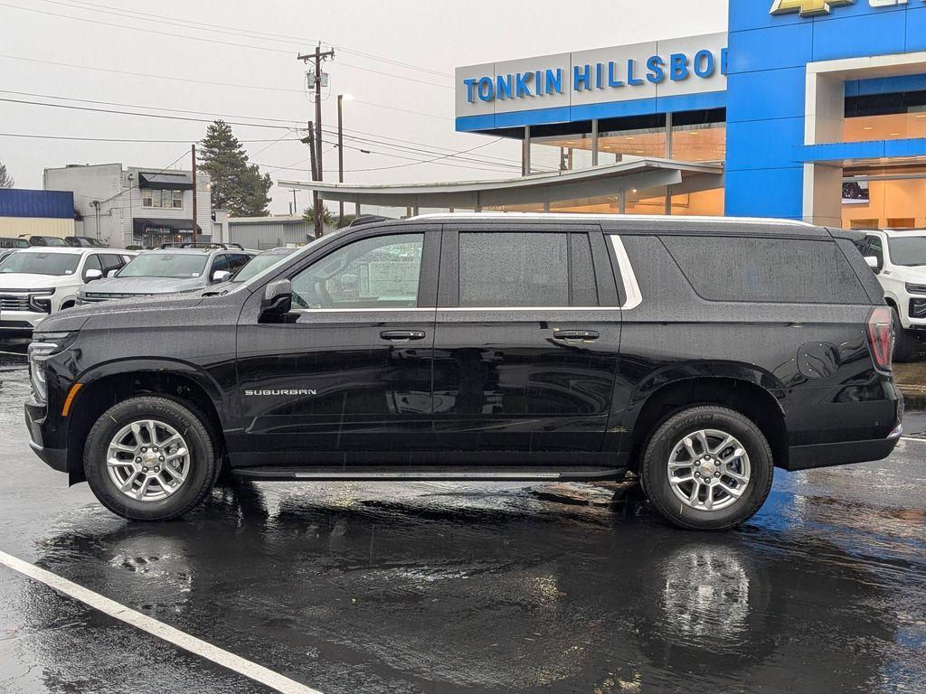 new 2025 Chevrolet Suburban car, priced at $68,490