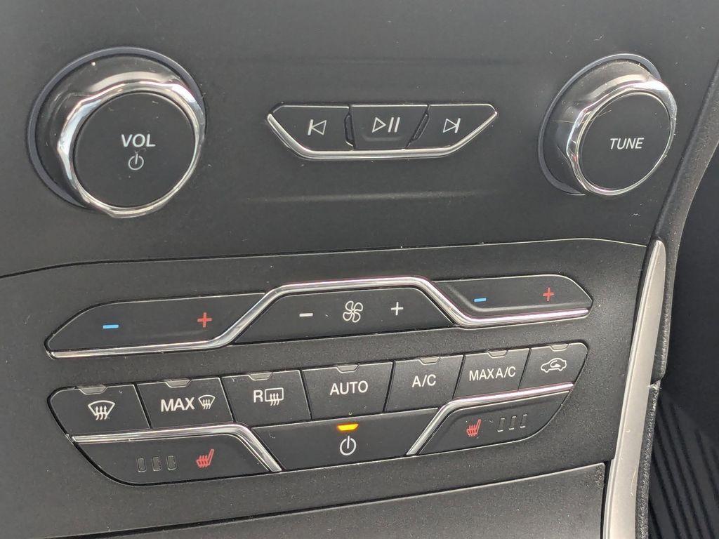 used 2020 Ford Edge car, priced at $17,825