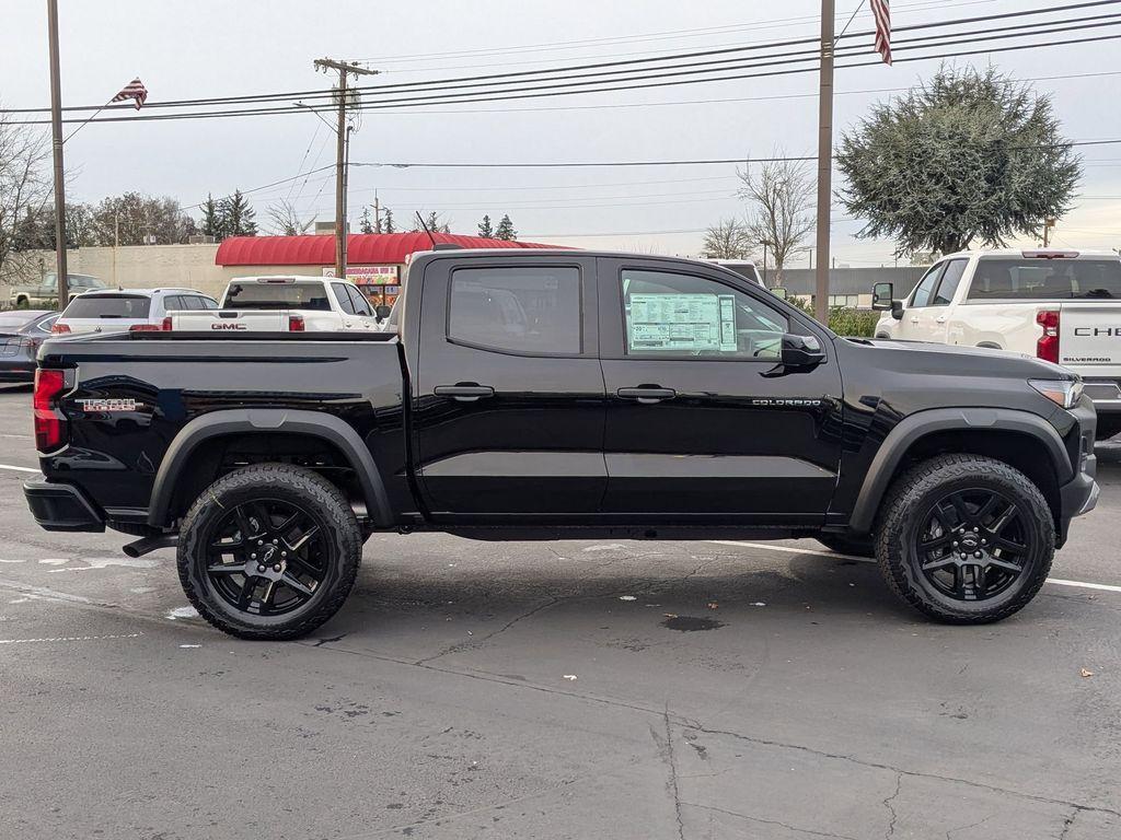 new 2024 Chevrolet Colorado car, priced at $42,365