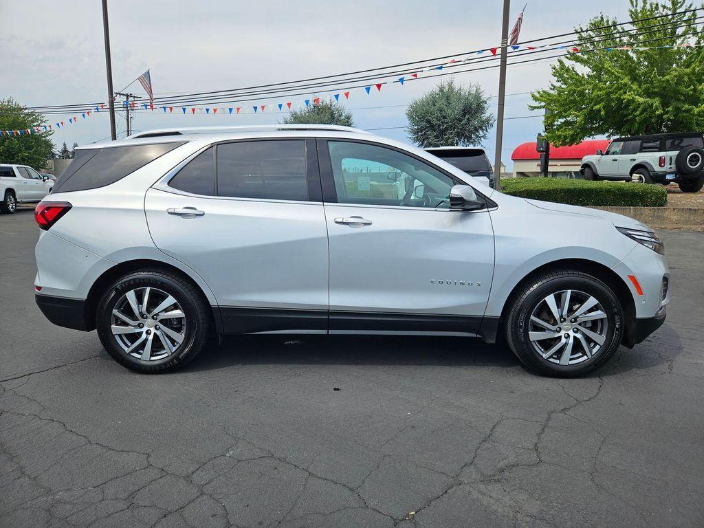used 2022 Chevrolet Equinox car, priced at $23,704