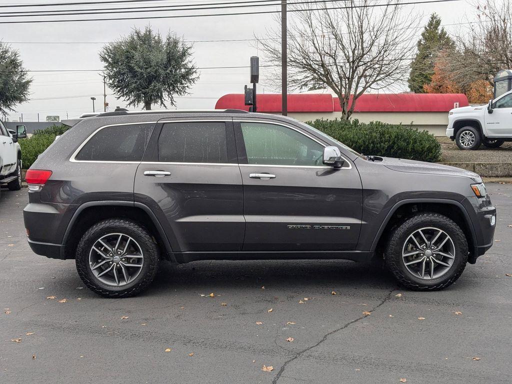 used 2018 Jeep Grand Cherokee car, priced at $17,994