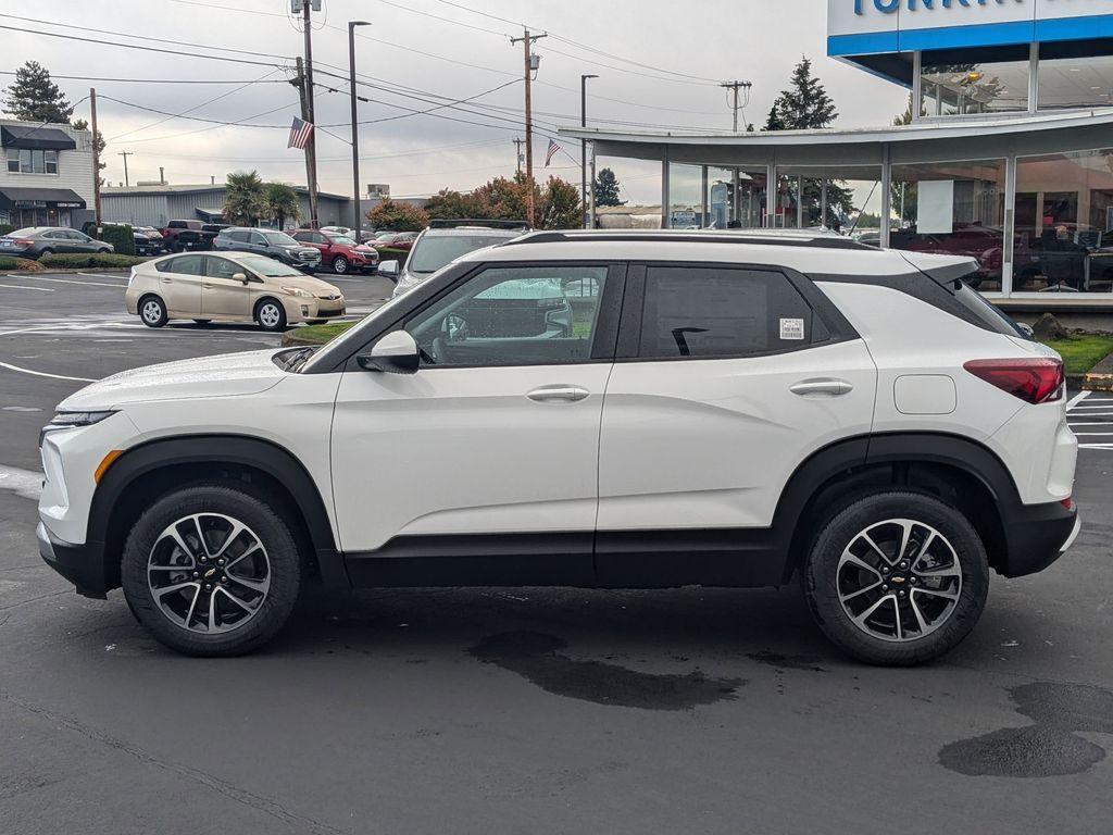 new 2025 Chevrolet TrailBlazer car, priced at $27,990