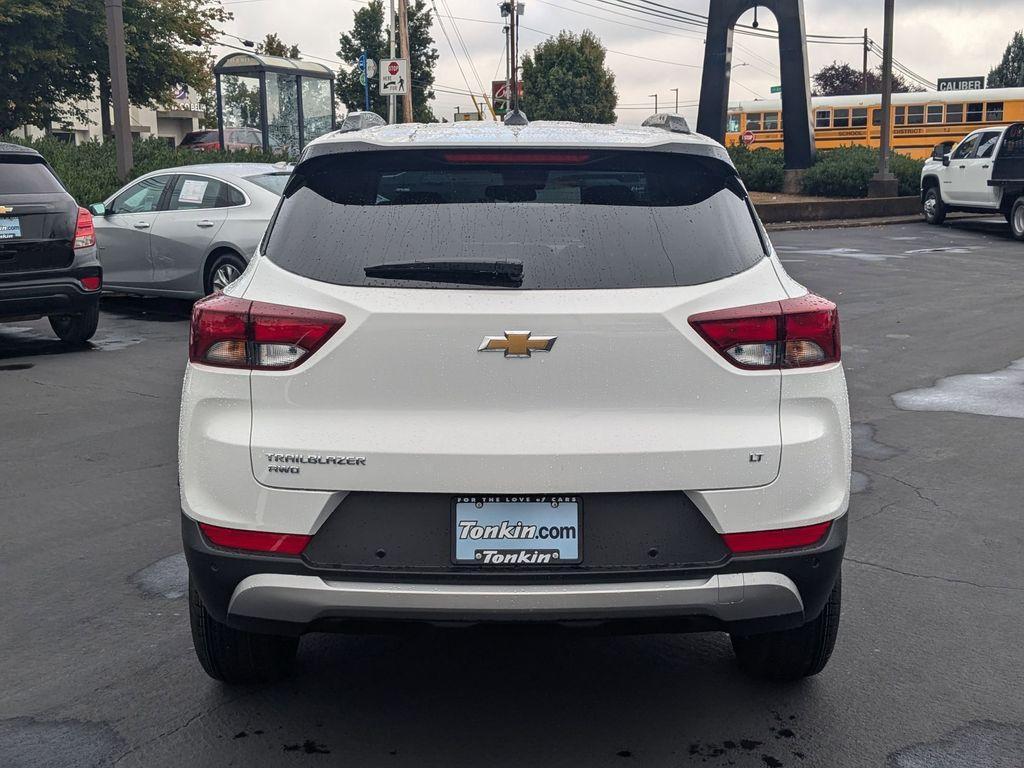 new 2025 Chevrolet TrailBlazer car, priced at $27,990