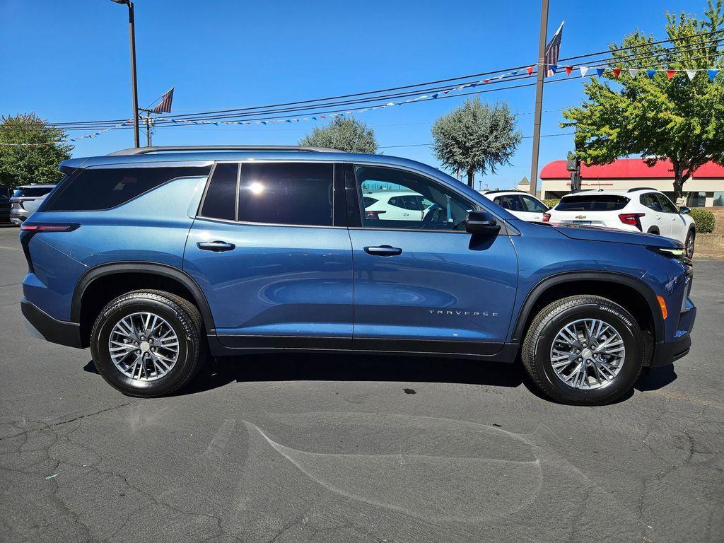 new 2026 Chevrolet Traverse car, priced at $44,894