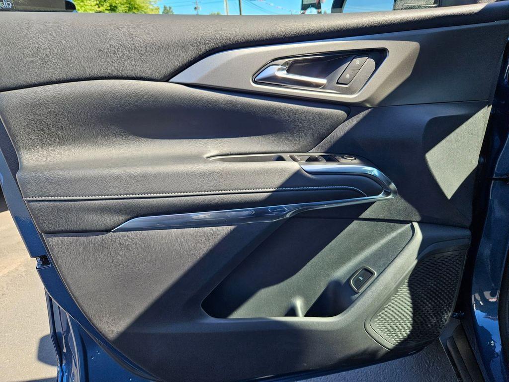 new 2026 Chevrolet Traverse car, priced at $44,894