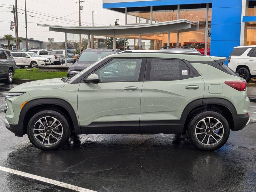 new 2025 Chevrolet TrailBlazer car, priced at $30,998