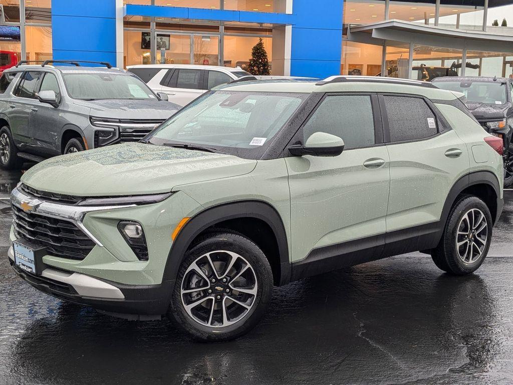 new 2025 Chevrolet TrailBlazer car, priced at $30,998