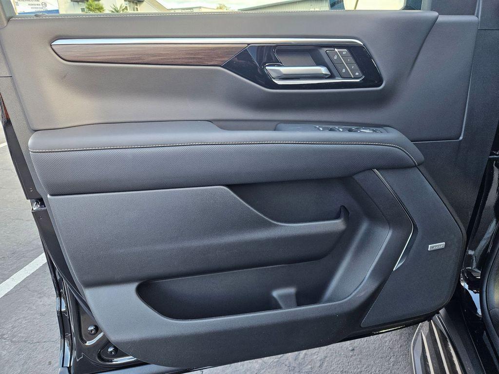 new 2026 Chevrolet Suburban car, priced at $92,375