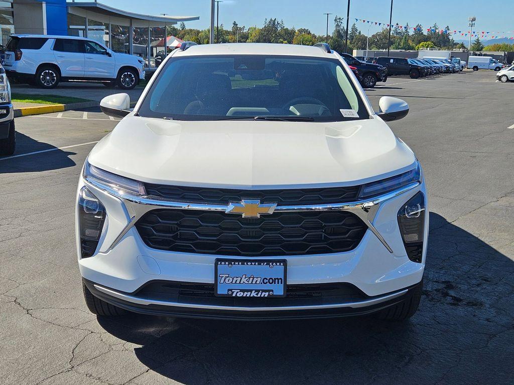 new 2025 Chevrolet Trax car, priced at $22,821