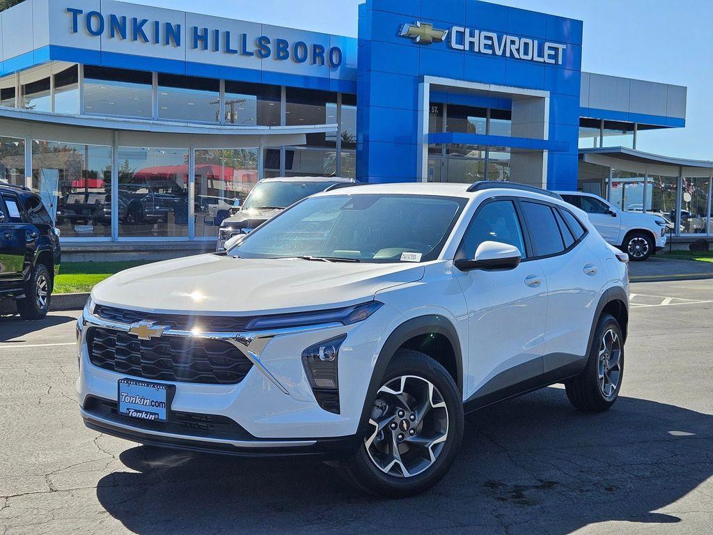 new 2025 Chevrolet Trax car, priced at $22,821