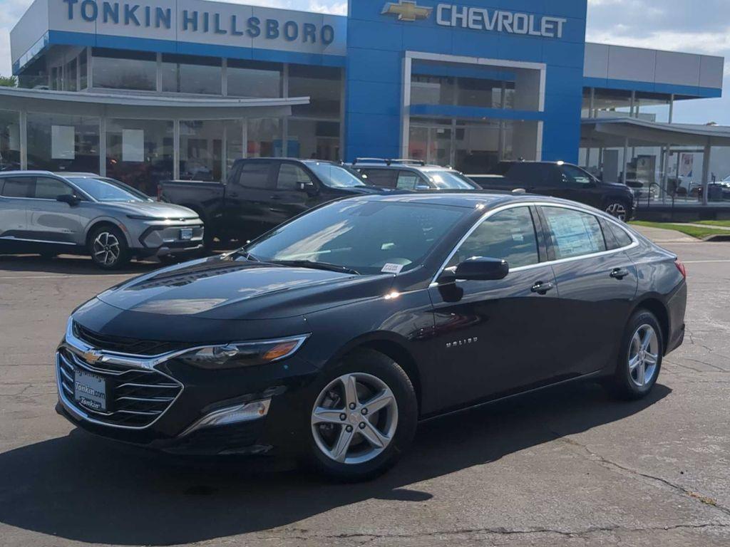 new 2025 Chevrolet Malibu car, priced at $25,897