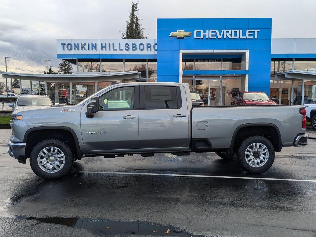 new 2025 Chevrolet Silverado 3500 car, priced at $76,060