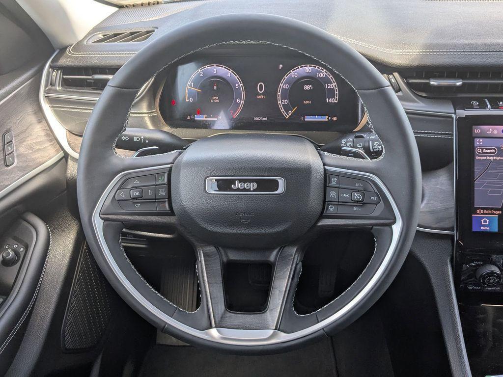 used 2024 Jeep Grand Cherokee L car, priced at $40,998