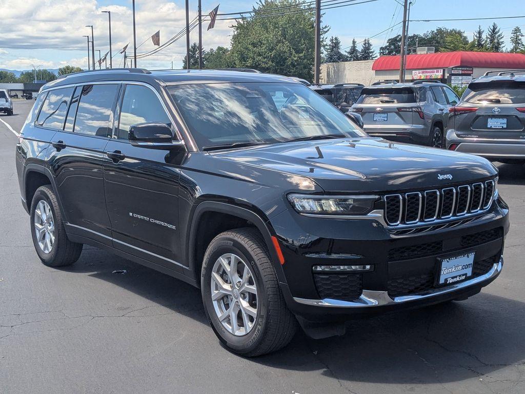 used 2024 Jeep Grand Cherokee L car, priced at $40,998