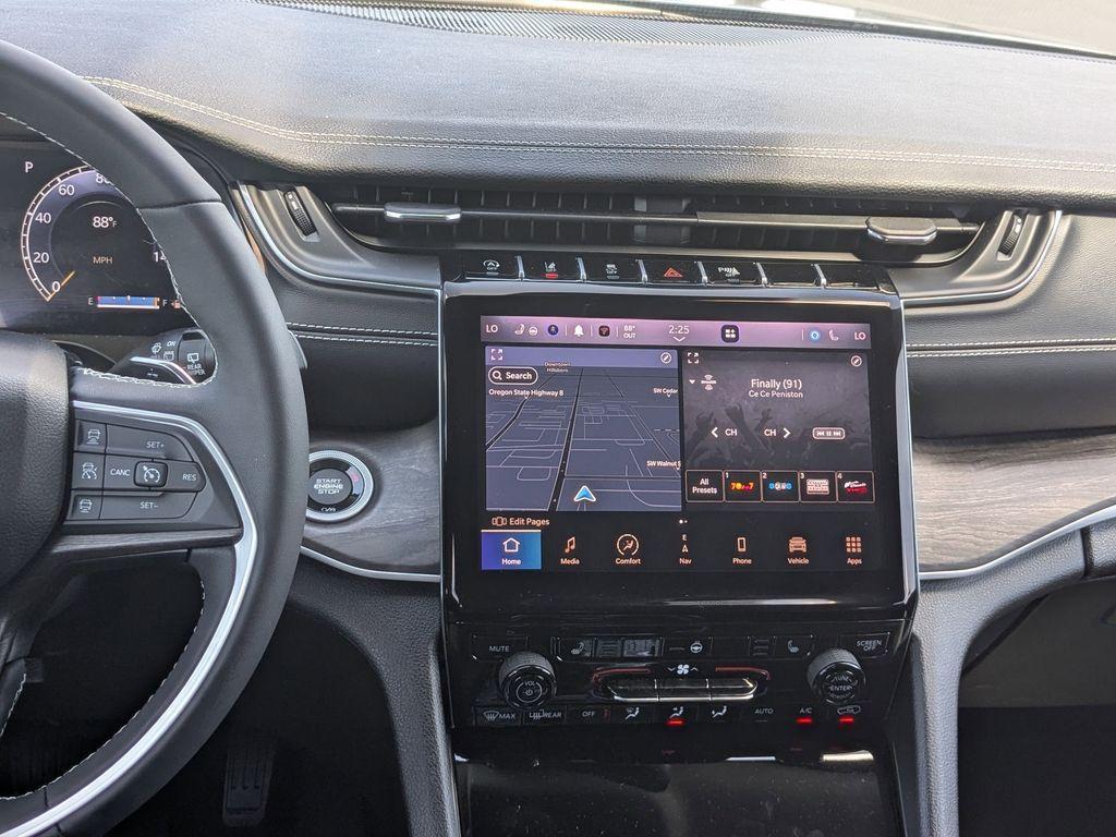 used 2024 Jeep Grand Cherokee L car, priced at $40,998
