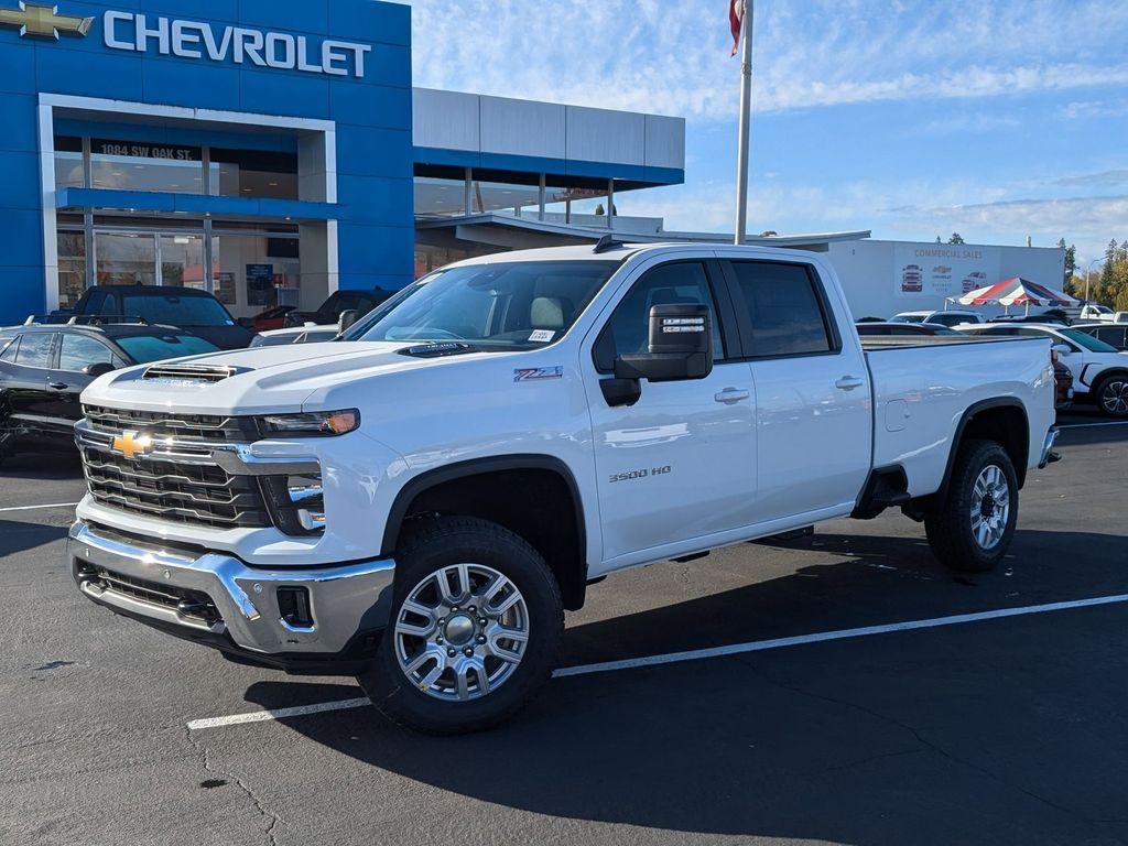 new 2025 Chevrolet Silverado 3500 car, priced at $76,060