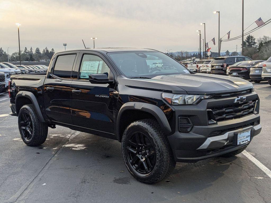 new 2024 Chevrolet Colorado car, priced at $43,070