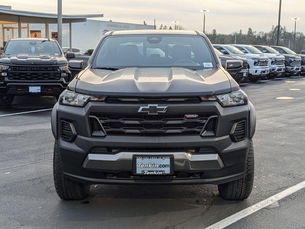 new 2024 Chevrolet Colorado car, priced at $43,070