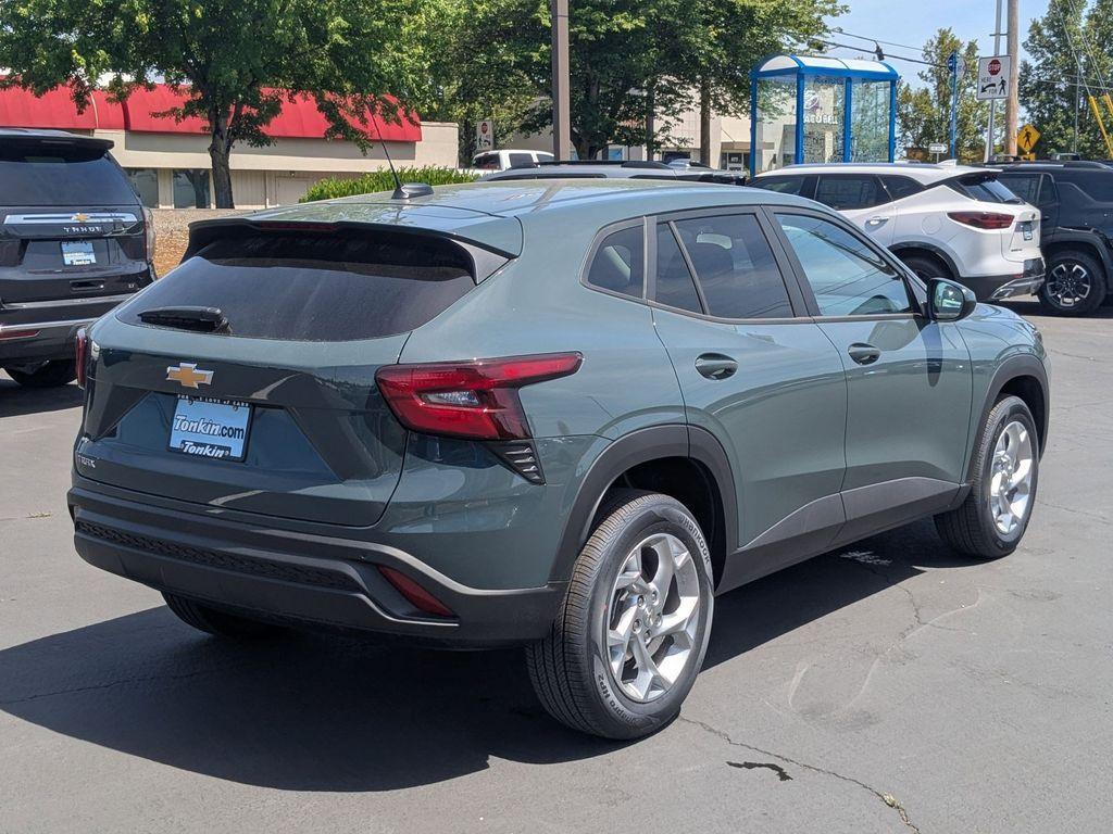 new 2025 Chevrolet Trax car, priced at $23,560