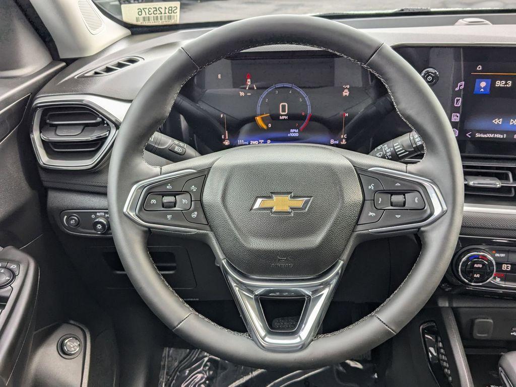 new 2025 Chevrolet TrailBlazer car, priced at $31,725