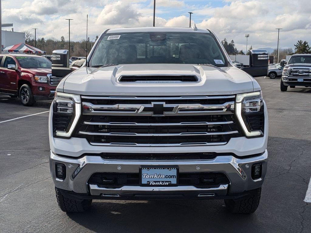 new 2025 Chevrolet Silverado 3500 car, priced at $82,425