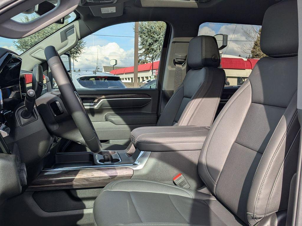 new 2025 Chevrolet Silverado 3500 car, priced at $82,425