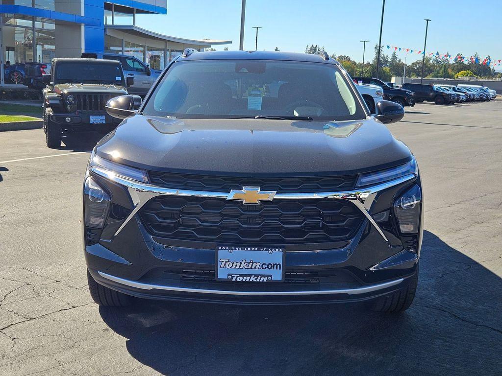 new 2025 Chevrolet Trax car, priced at $21,821
