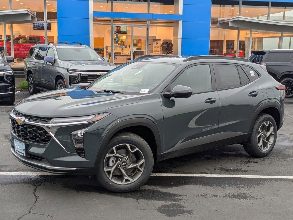 new 2025 Chevrolet Trax car, priced at $24,985