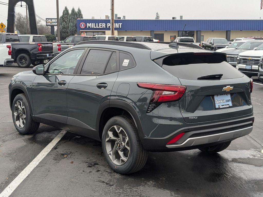 new 2025 Chevrolet Trax car, priced at $24,985